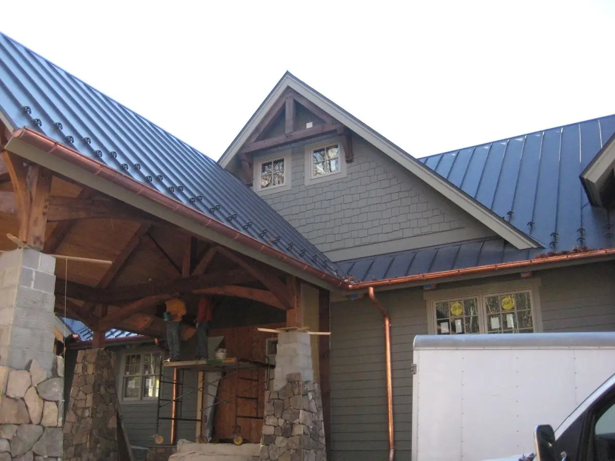 Craftsman Roofing team delivering quality roofing work in Residence Park